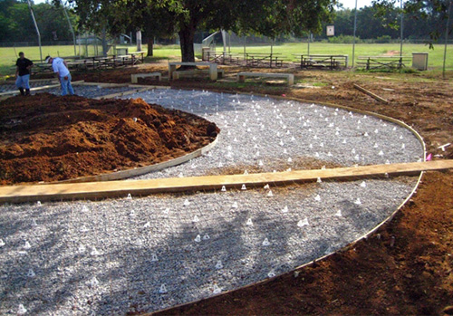 Mesh-Ups installed in circular driveway.